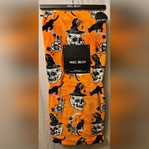 Witch Skull And Cat Velvet Plush Throw Blanket NWT
